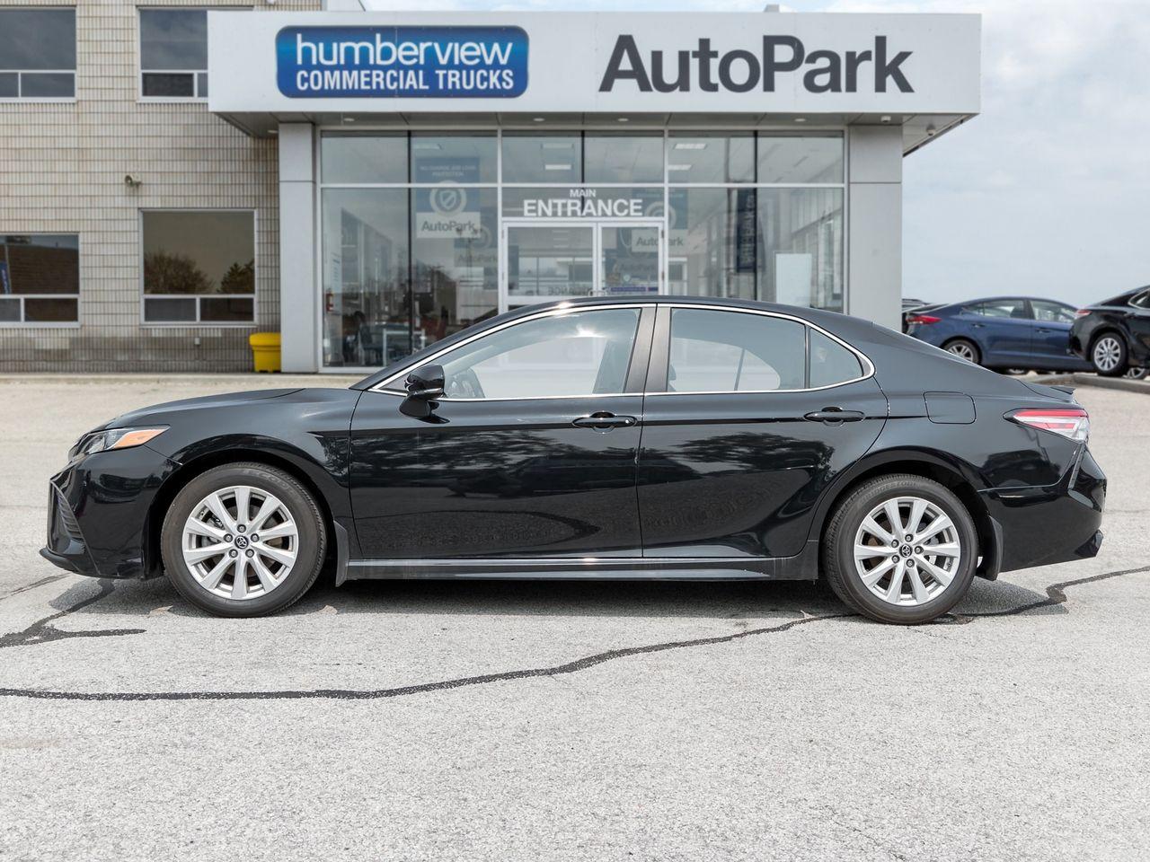 2019 Toyota Camry SE-2