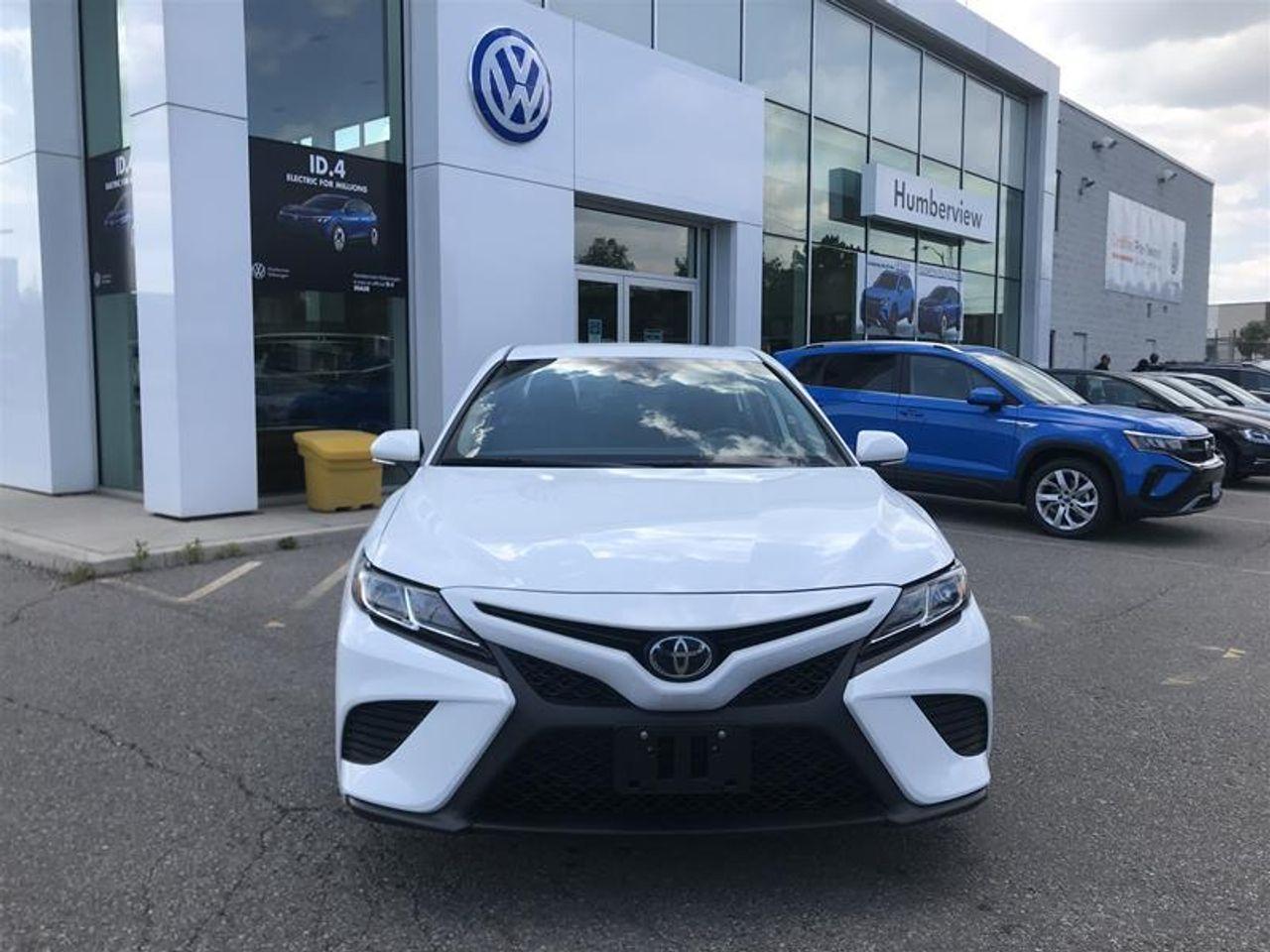 2019 Toyota Camry SE-1
