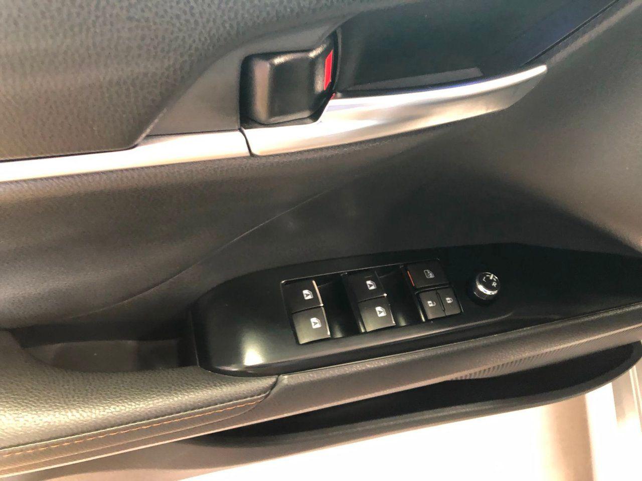 2019 Toyota Camry XLE-2