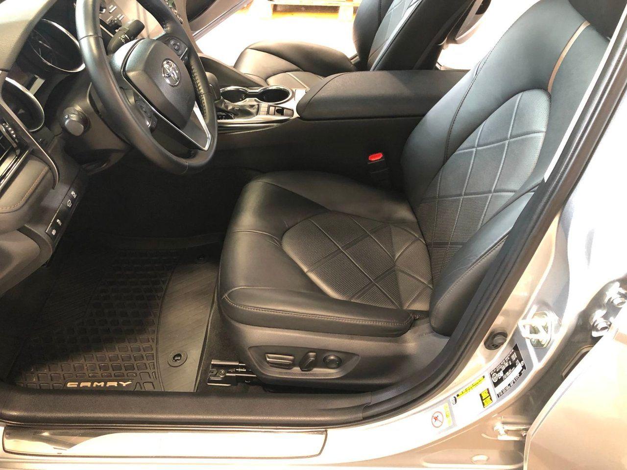 2019 Toyota Camry XLE-3
