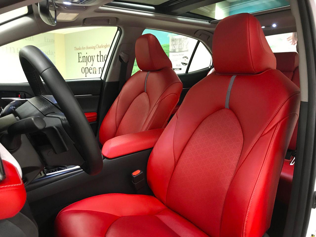 2019 Toyota Camry XLE-2