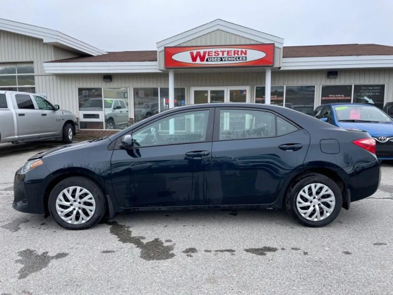 2019 Toyota Corolla LE-3
