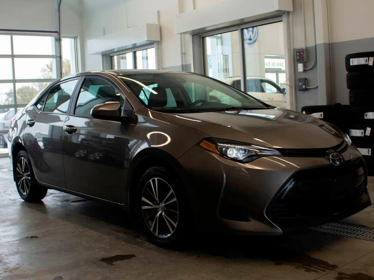 2019 Toyota Corolla LE-2