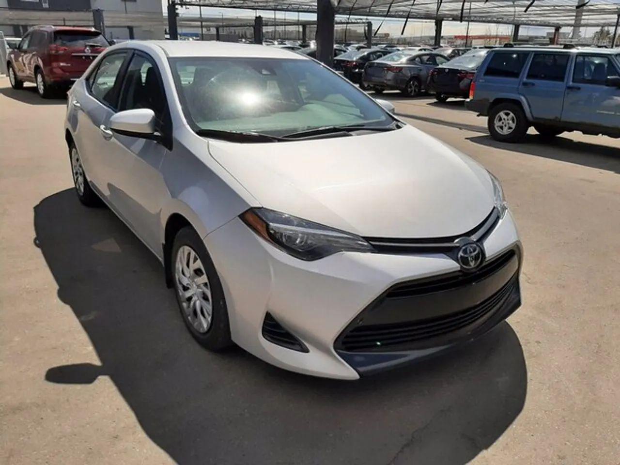 2019 Toyota Corolla LE-4