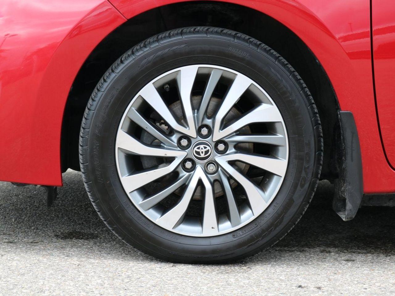 2019 Toyota Corolla XLE-3