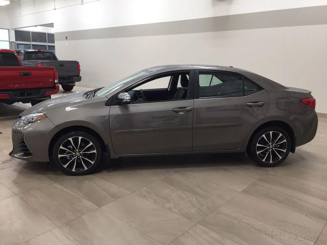 2019 Toyota Corolla XSE-3