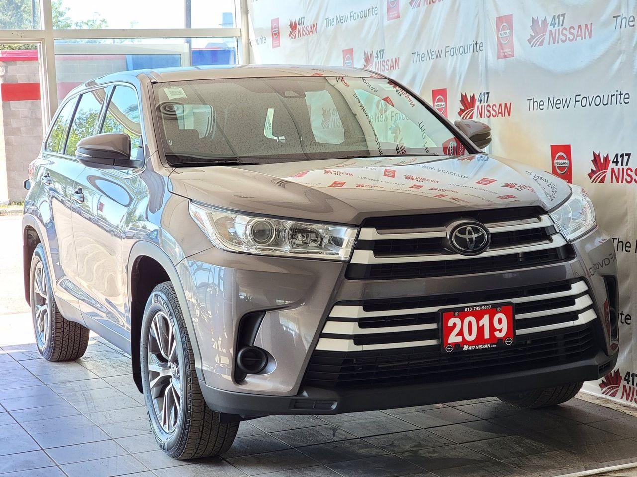 2019 Toyota Highlander LE-0