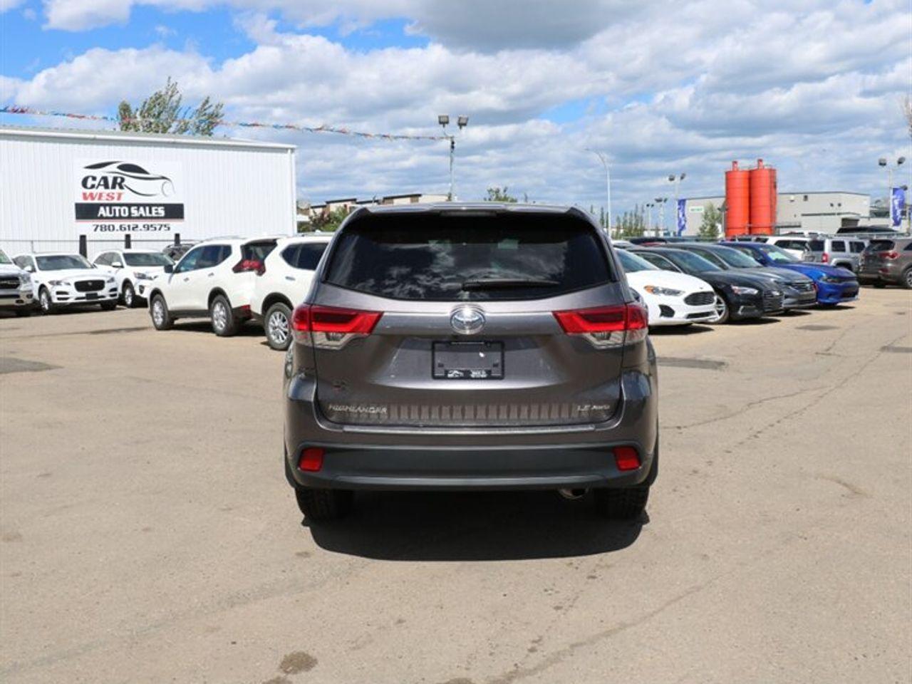 2019 Toyota Highlander LE-3