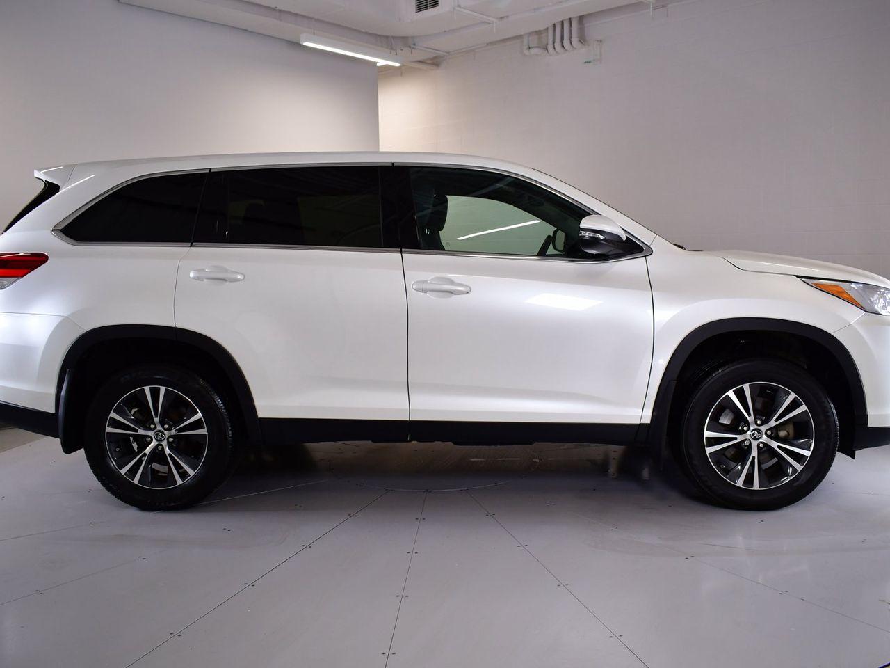2019 Toyota Highlander LE-3