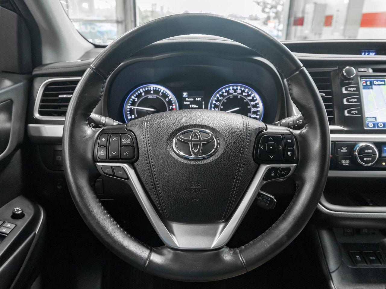 2019 Toyota Highlander SE-4