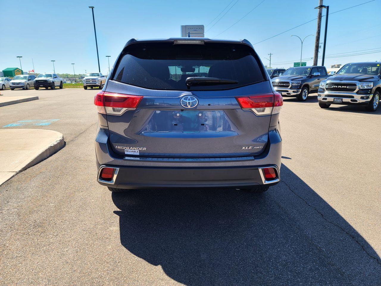 2019 Toyota Highlander XLE-1