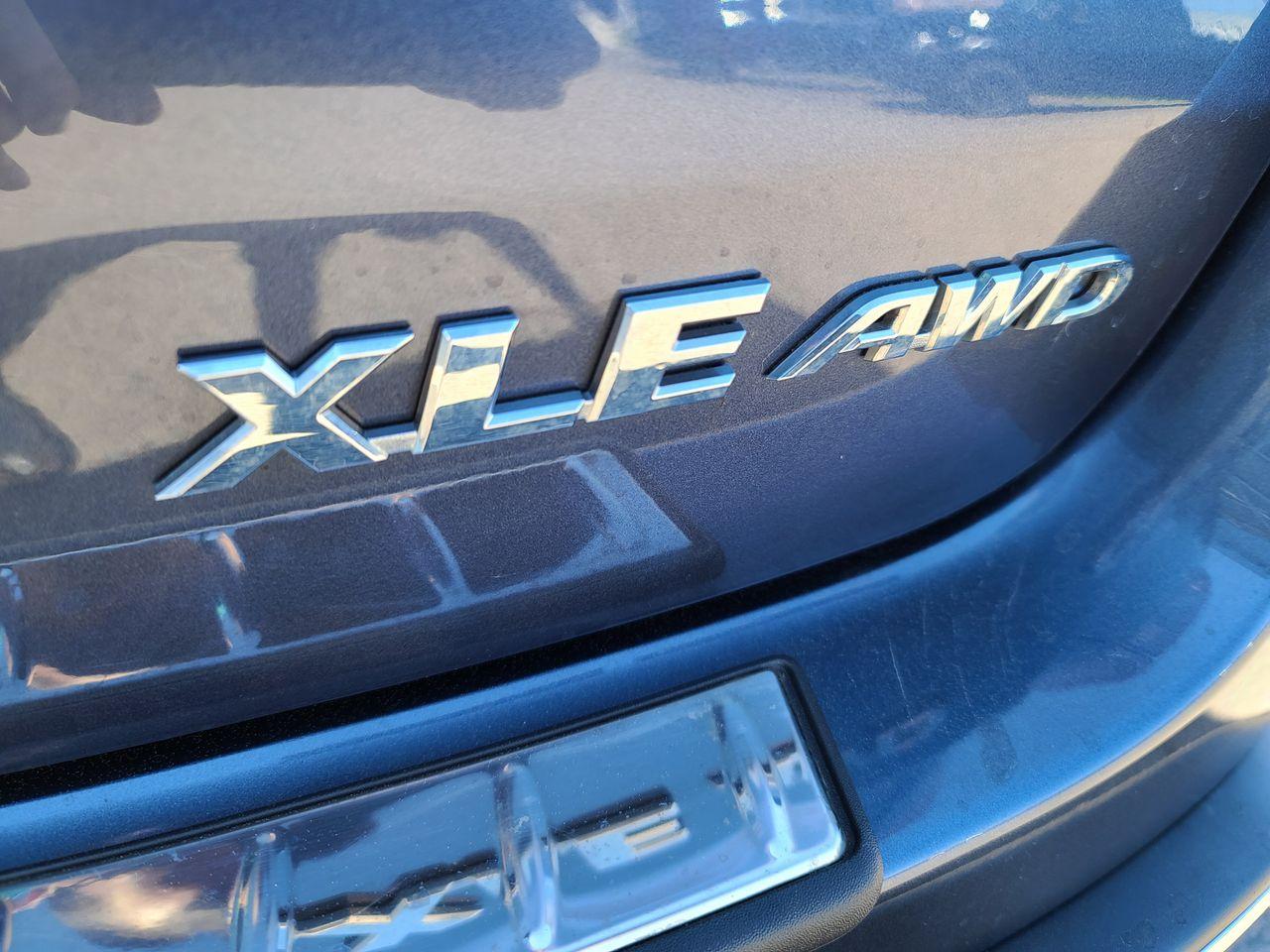 2019 Toyota Highlander XLE-2