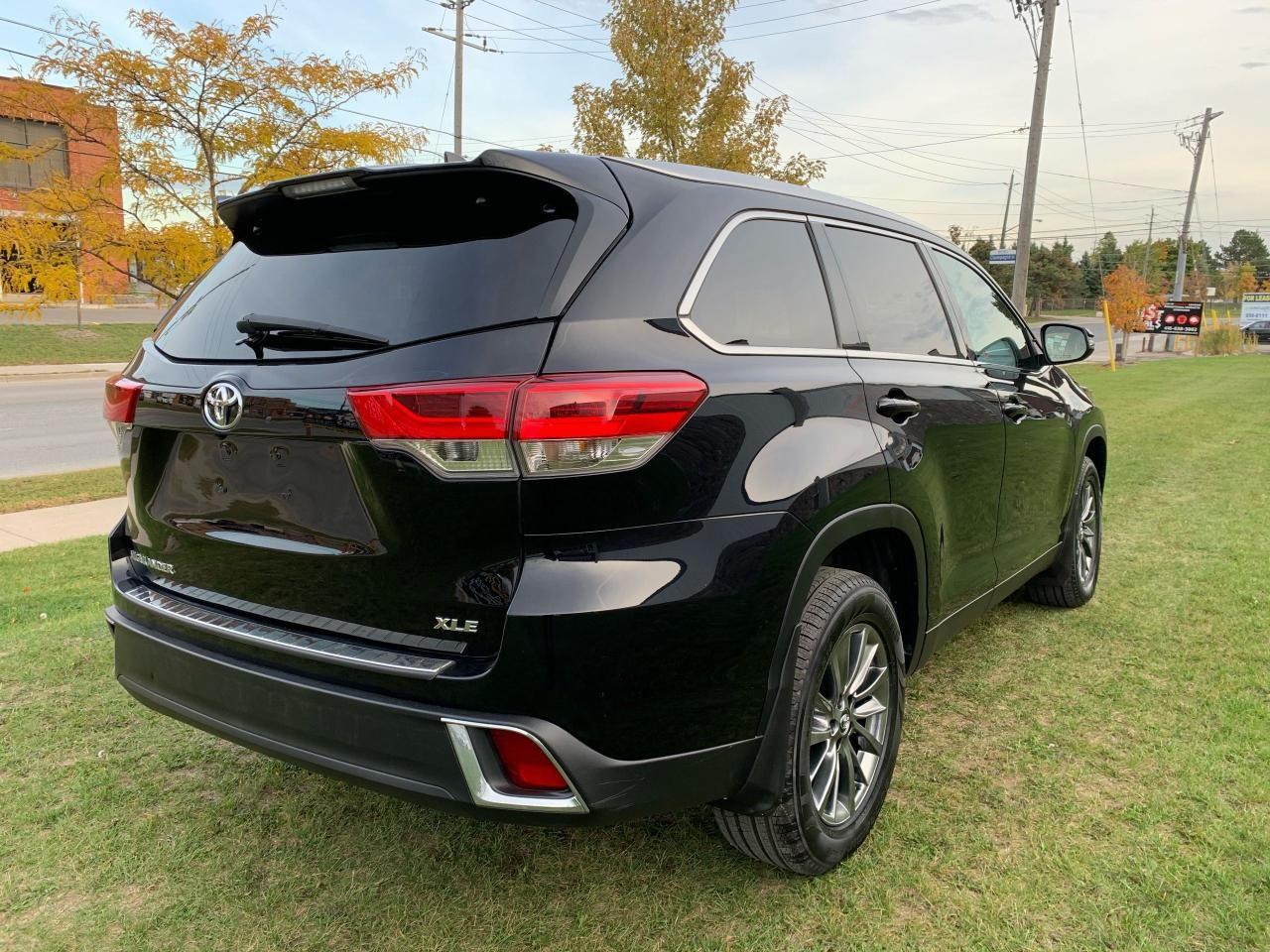 2019 Toyota Highlander XLE-4