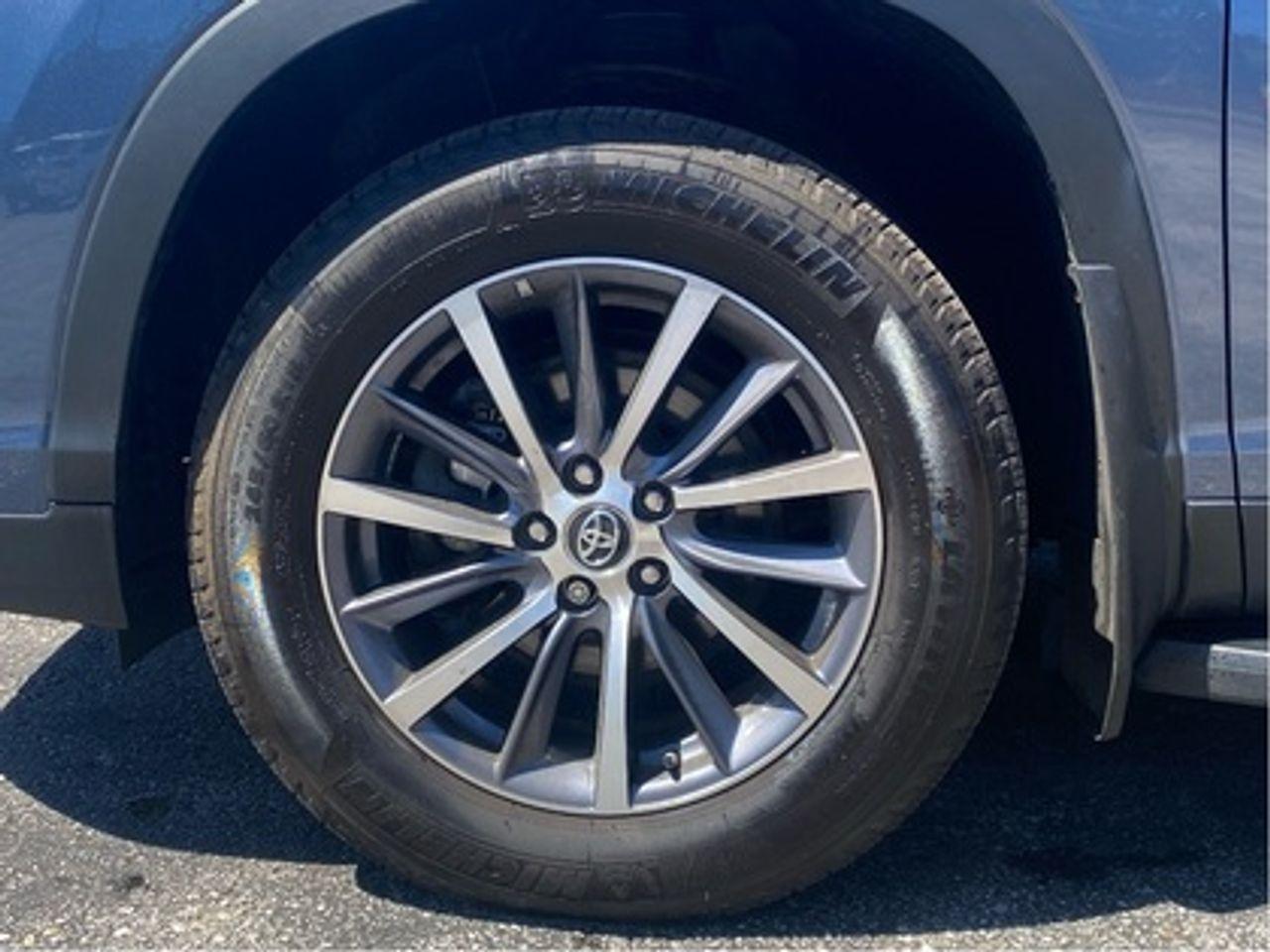 2019 Toyota Highlander XLE-3