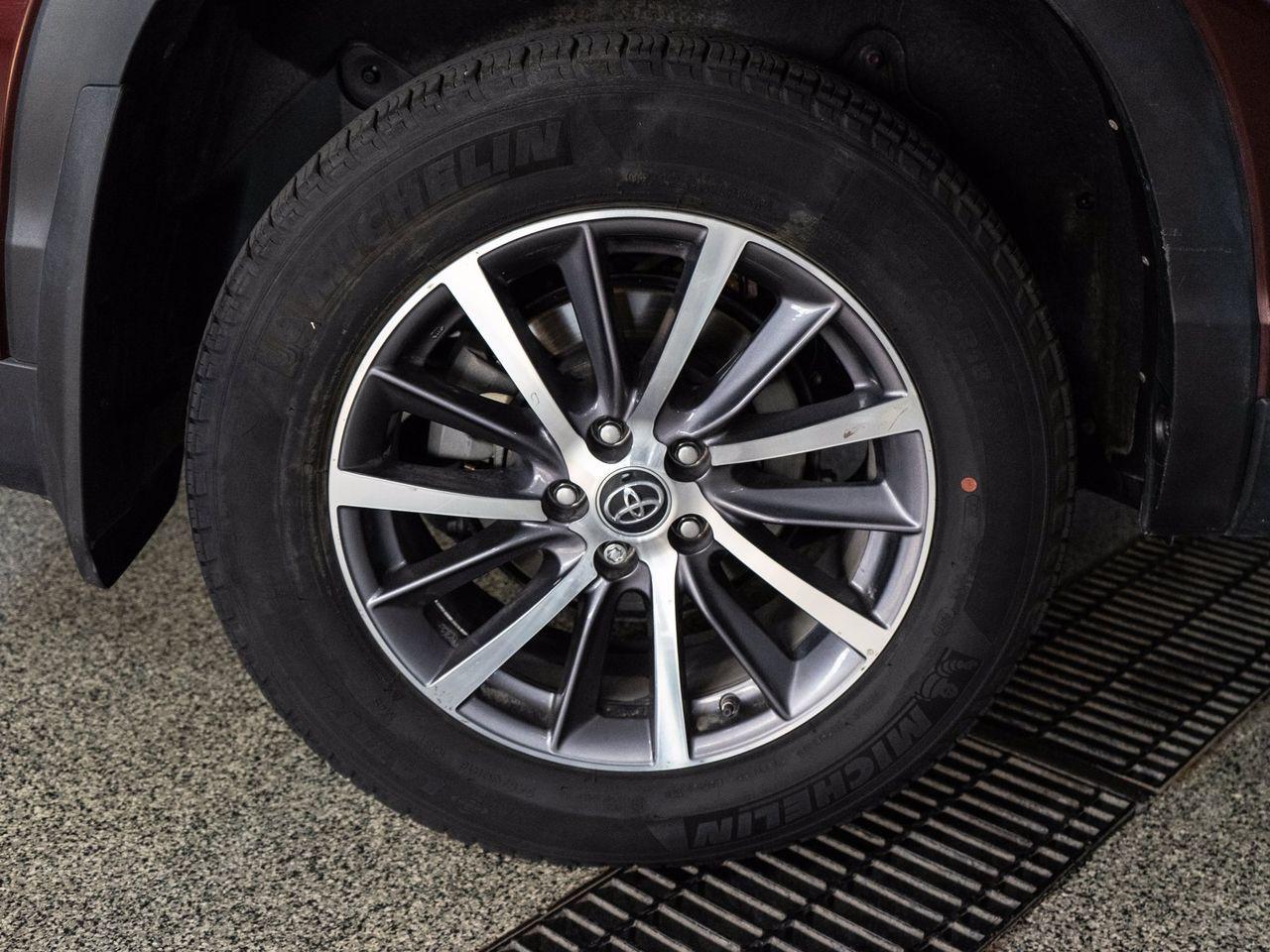 2019 Toyota Highlander XLE-4