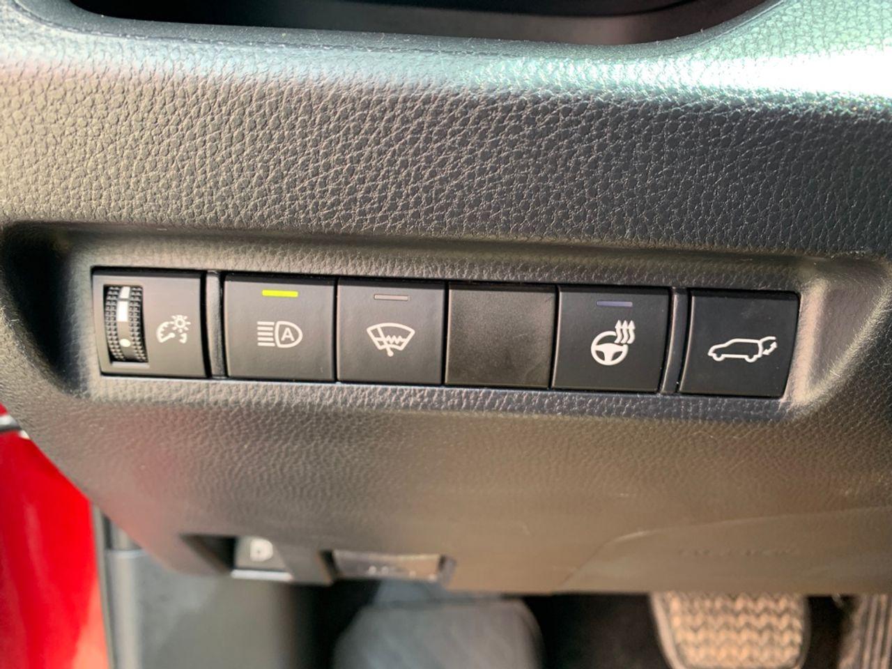 2019 Toyota RAV4 Hybrid XLE-4