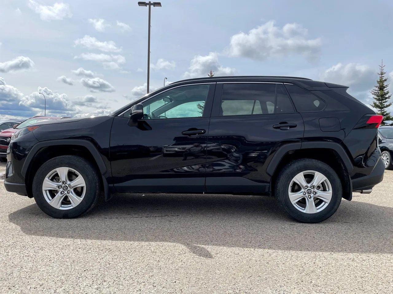 2019 Toyota RAV4 LE-3