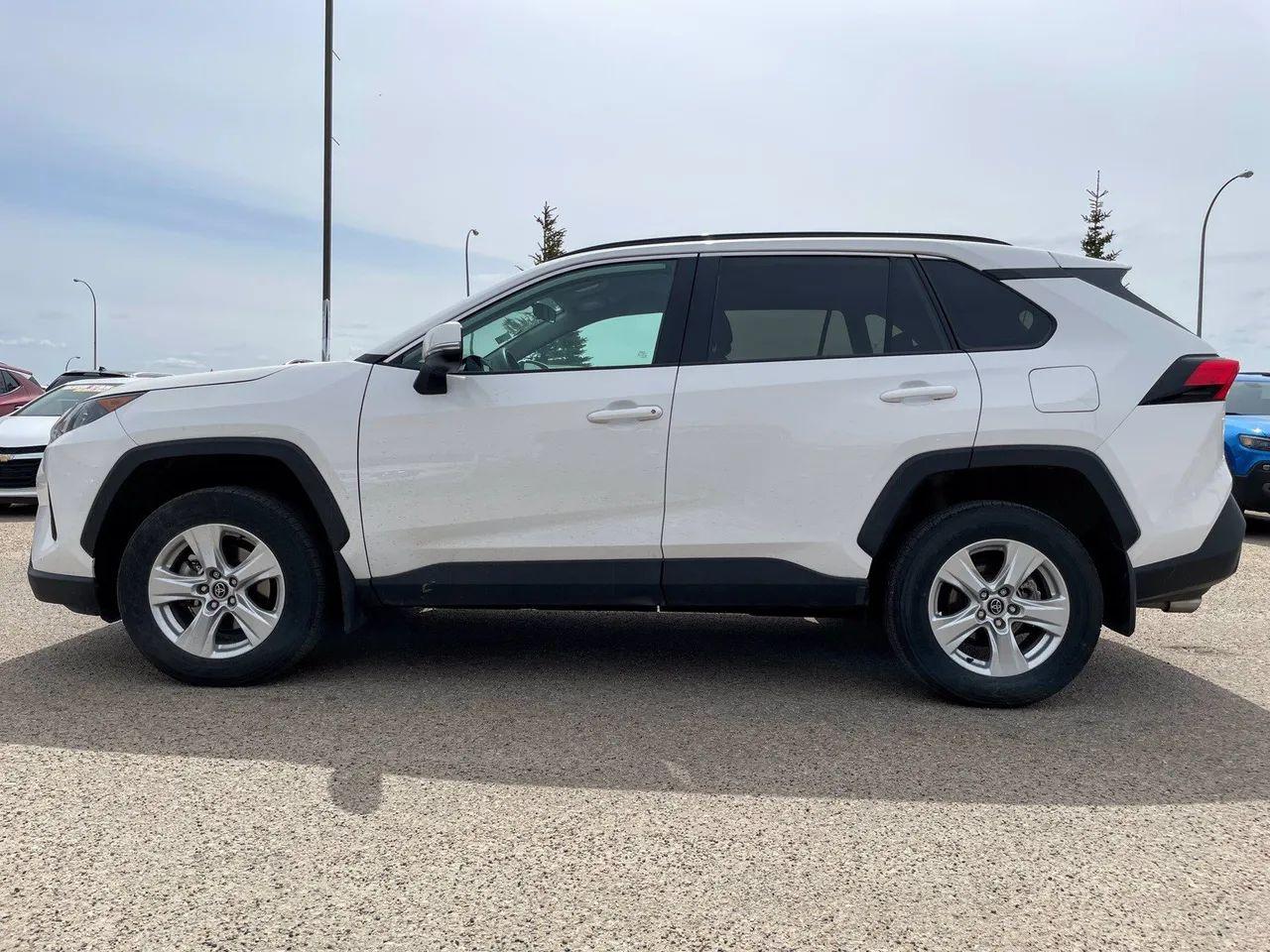 2019 Toyota RAV4 LE-3