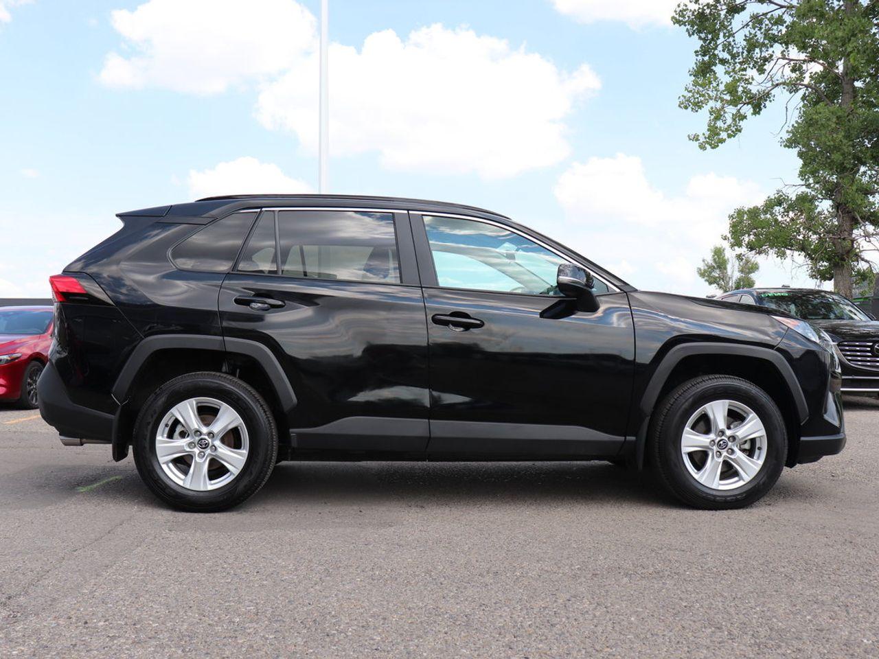 2019 Toyota RAV4 LE-4