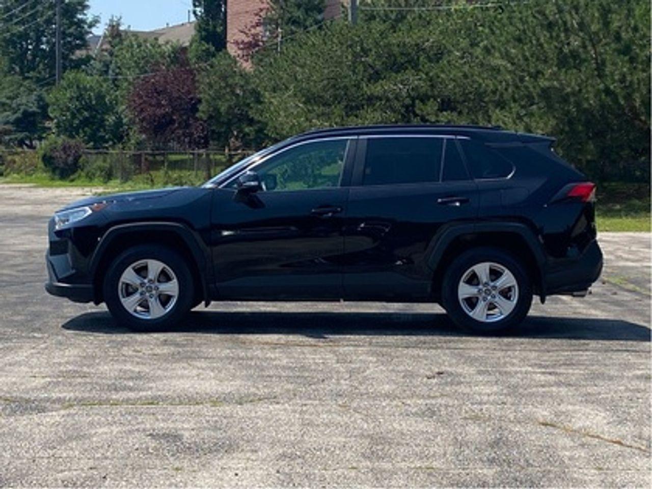 2019 Toyota RAV4 LE-2