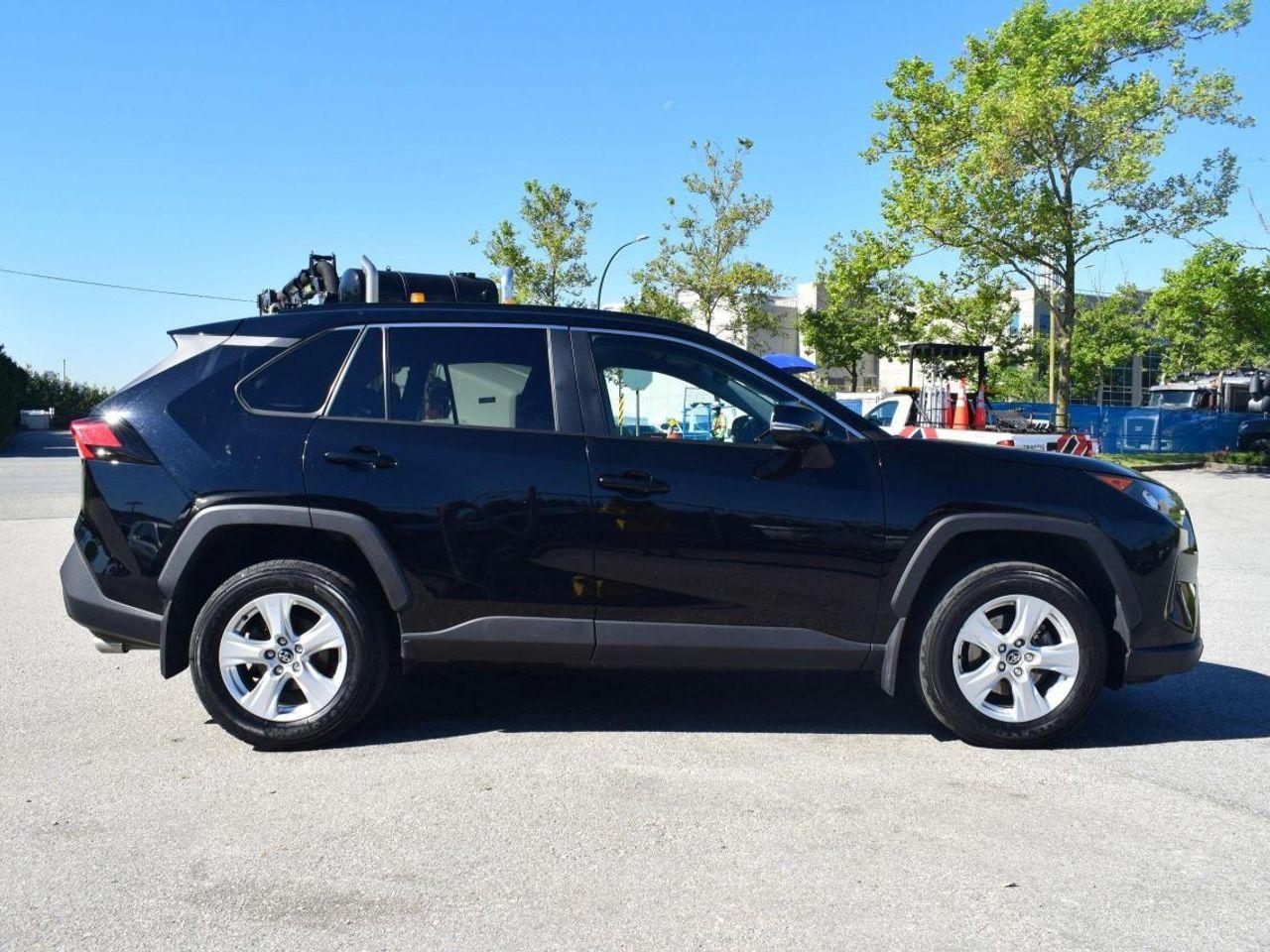 2019 Toyota RAV4 LE-4