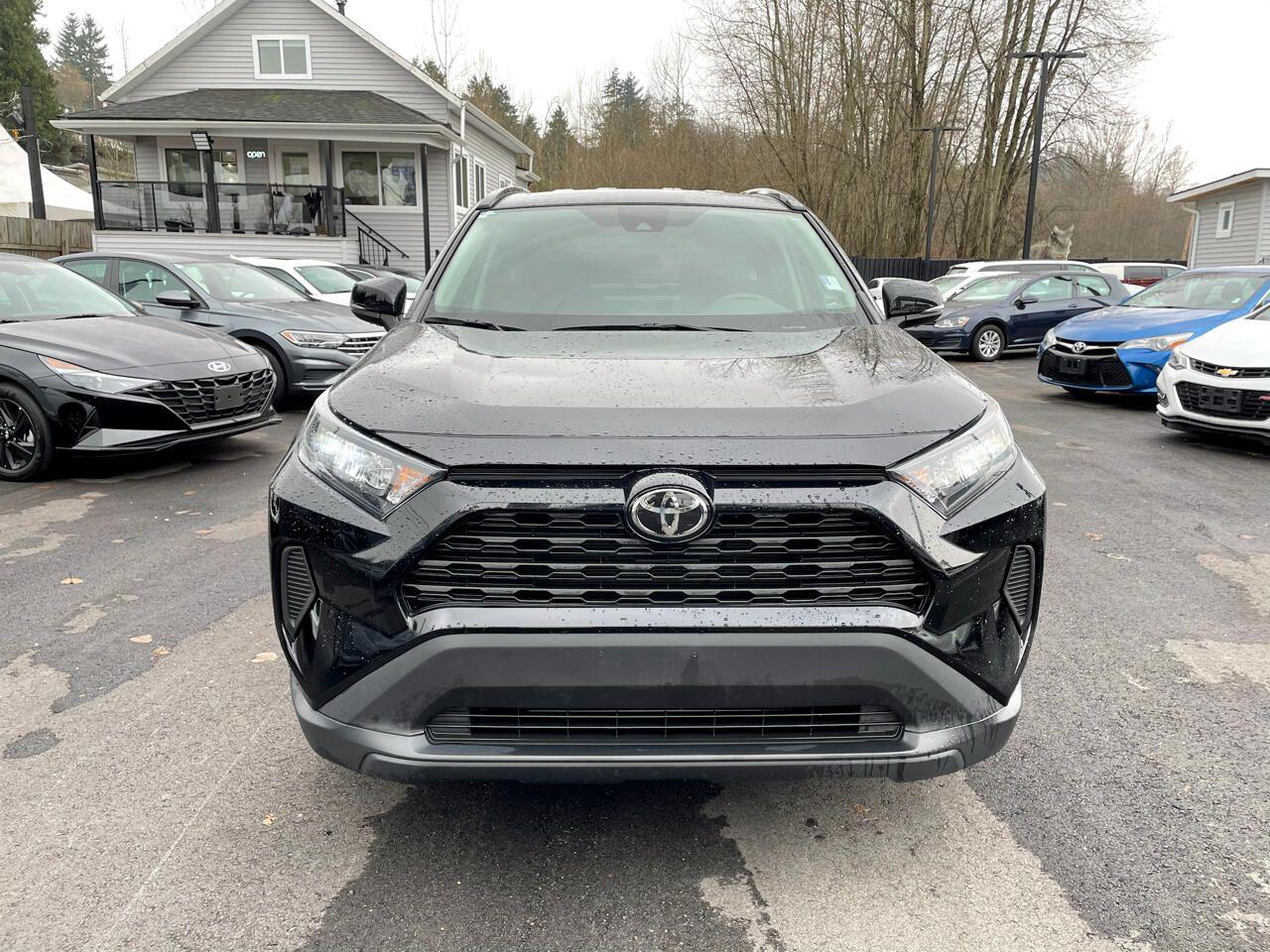 2019 Toyota RAV4 LE-2