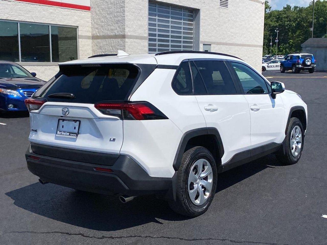 2019 Toyota RAV4 LE-4
