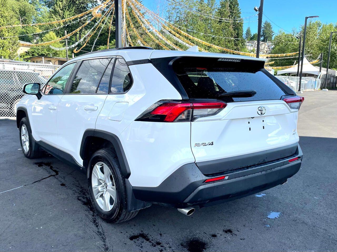 2019 Toyota RAV4 LE-4