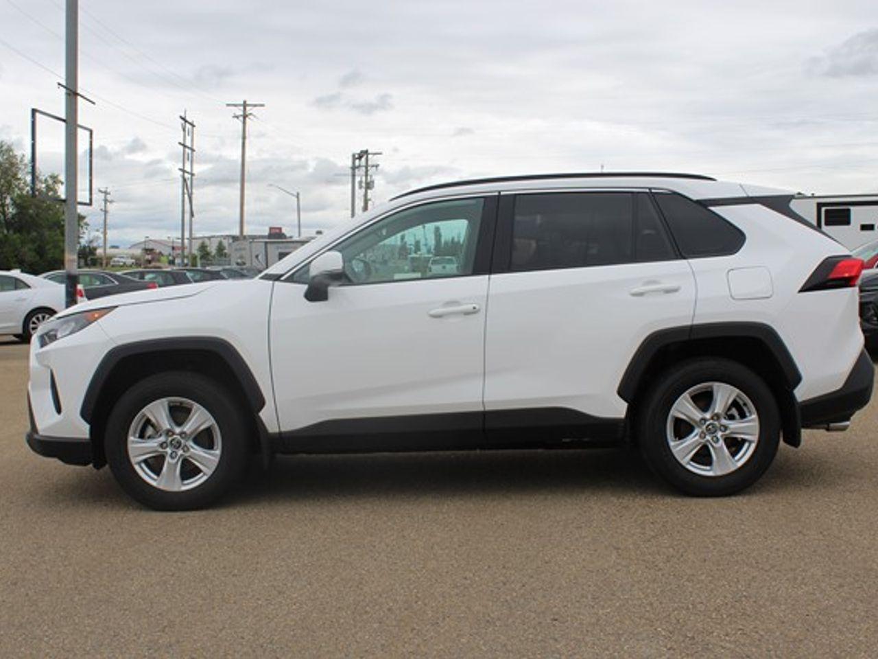 2019 Toyota RAV4 LE-2