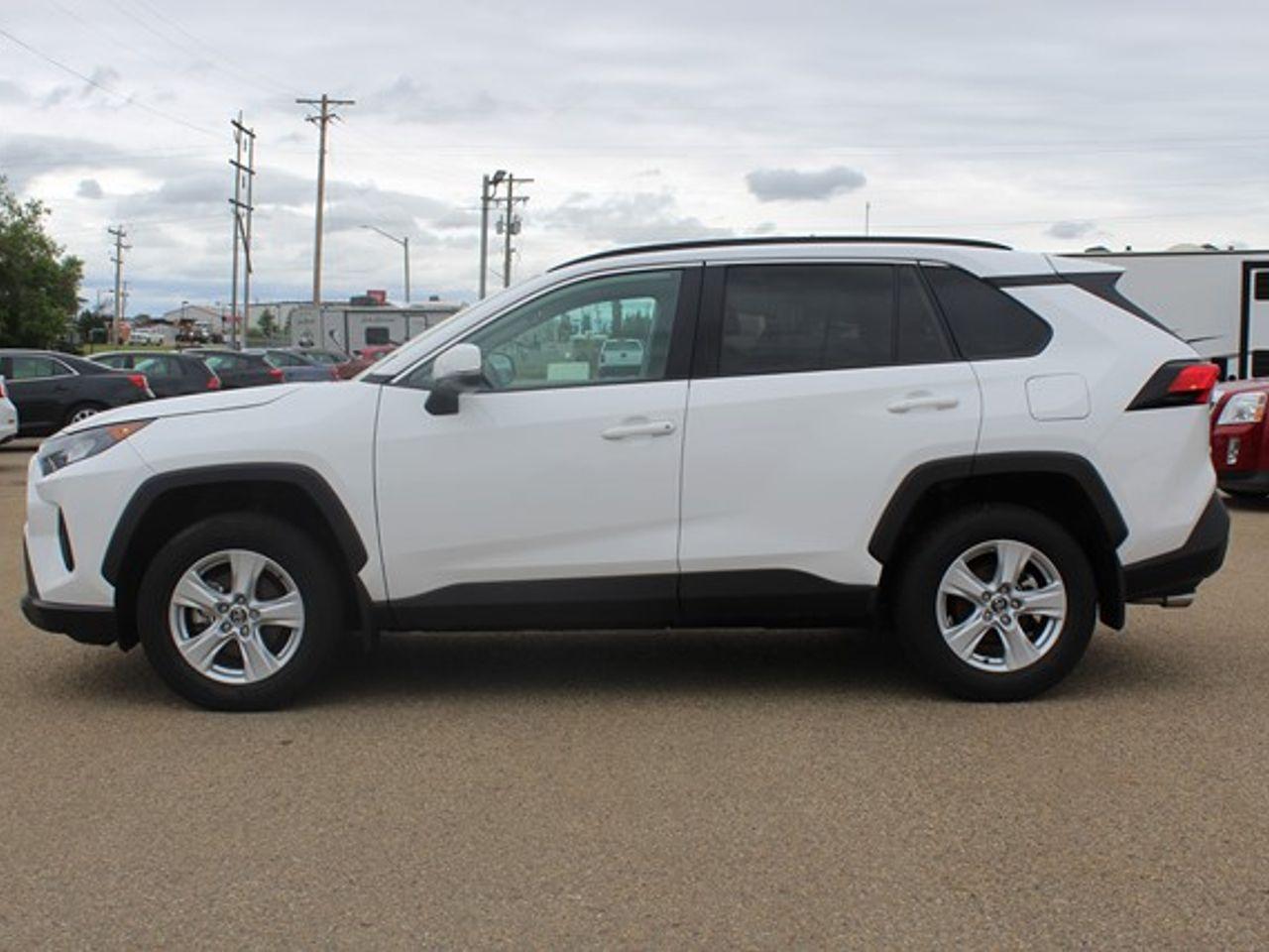 2019 Toyota RAV4 LE-2