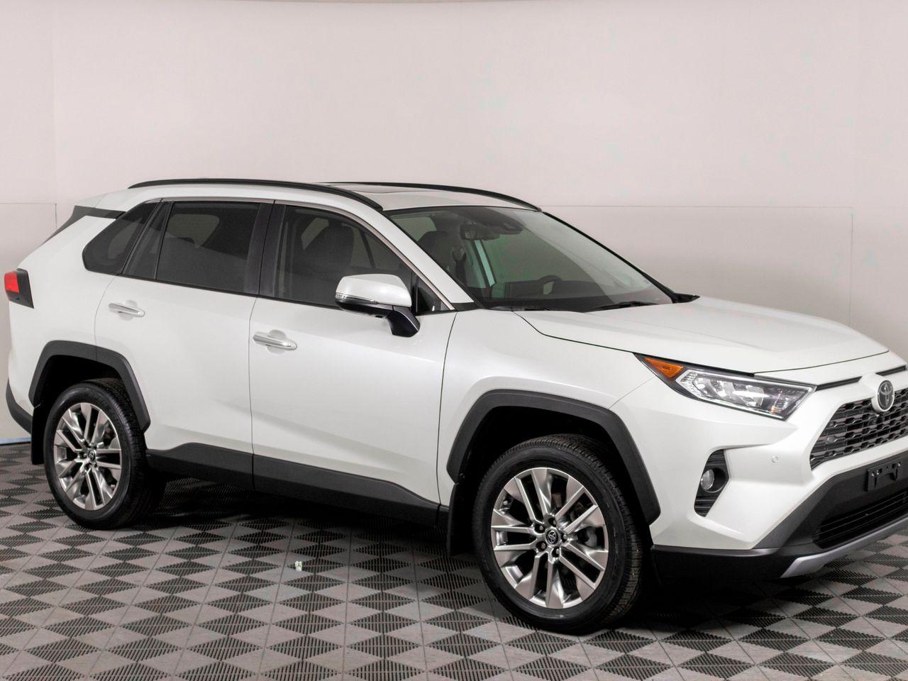 2019 Toyota RAV4 Limited-0