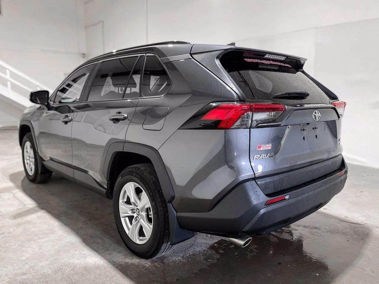 2019 Toyota RAV4 XLE-4