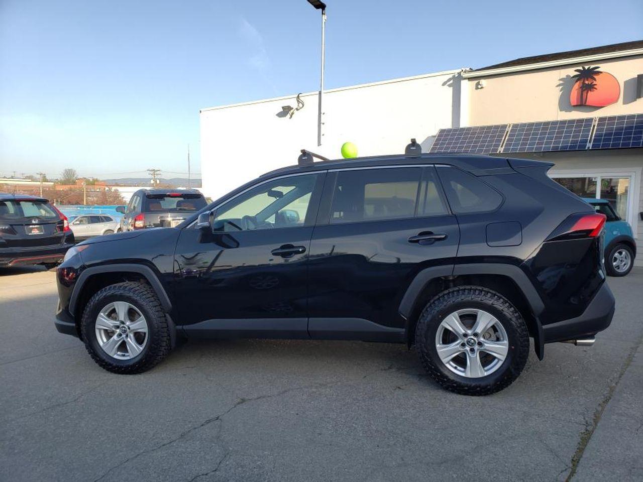 2019 Toyota RAV4 XLE-2