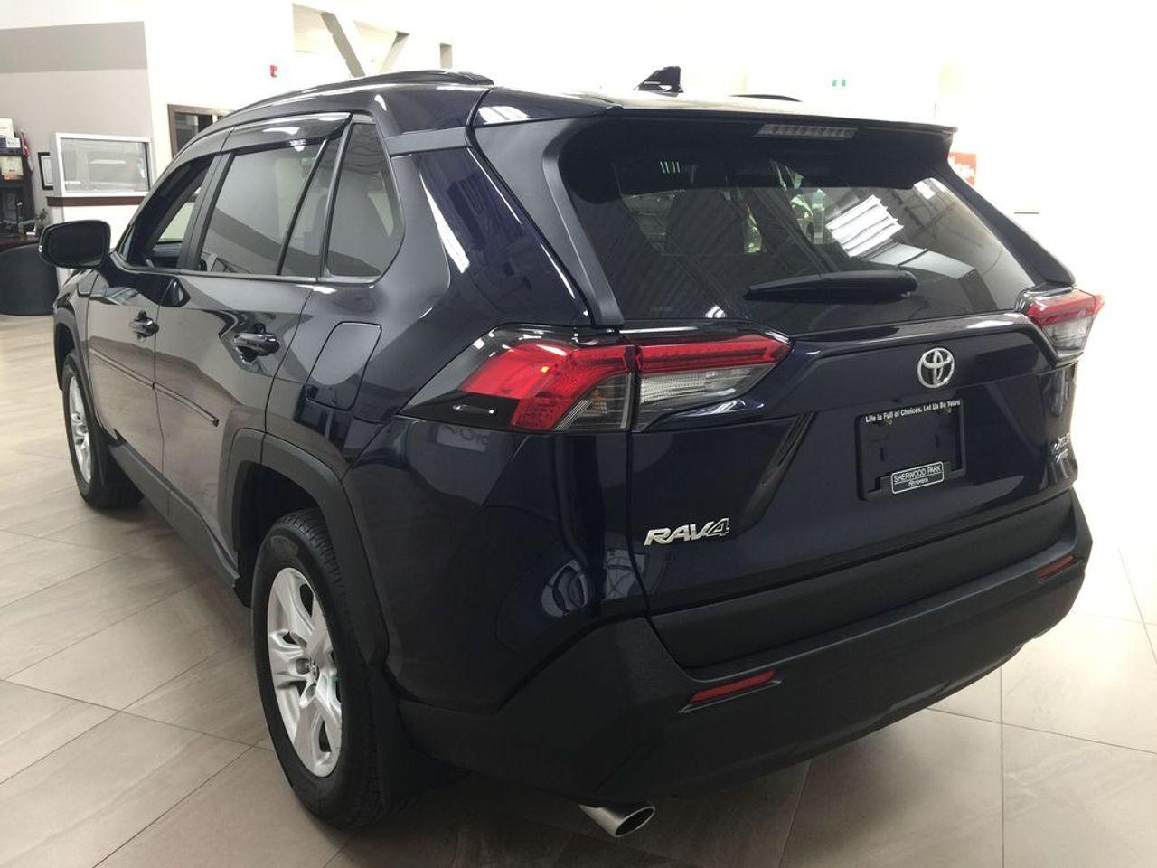2019 Toyota RAV4 XLE-4