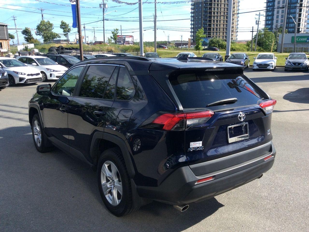 2019 Toyota RAV4 XLE-4