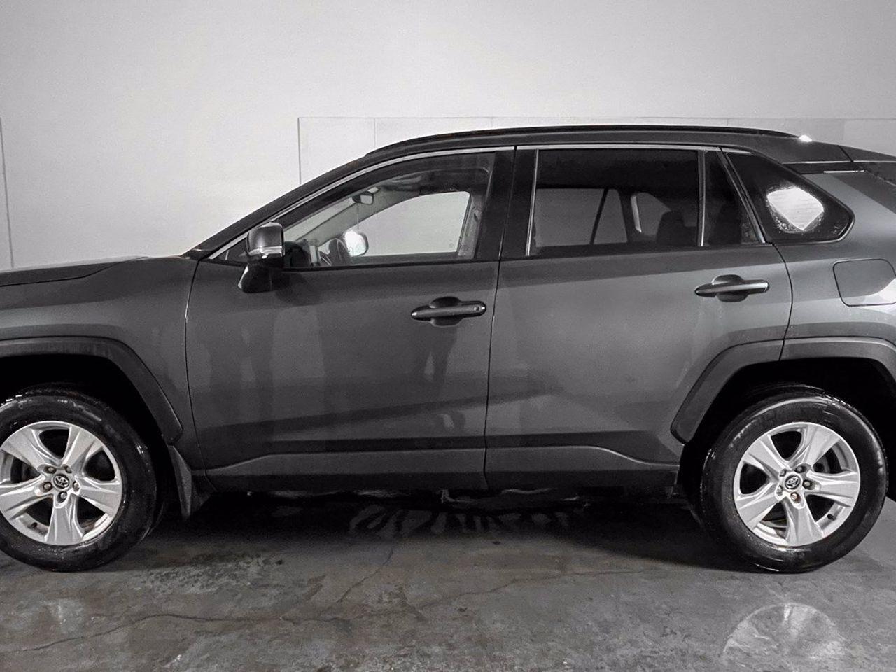 2019 Toyota RAV4 XLE-3