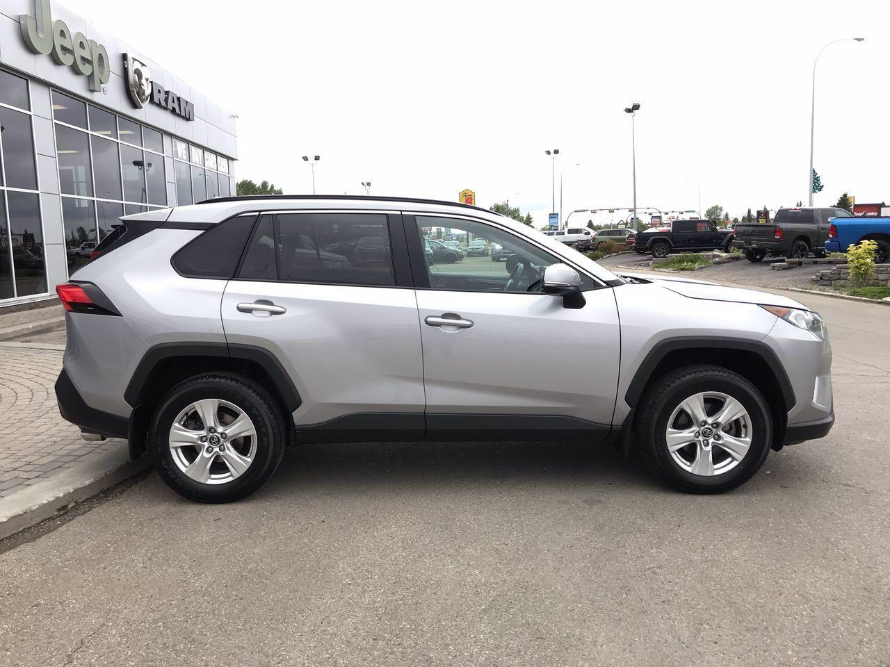 2019 Toyota RAV4 XLE-1