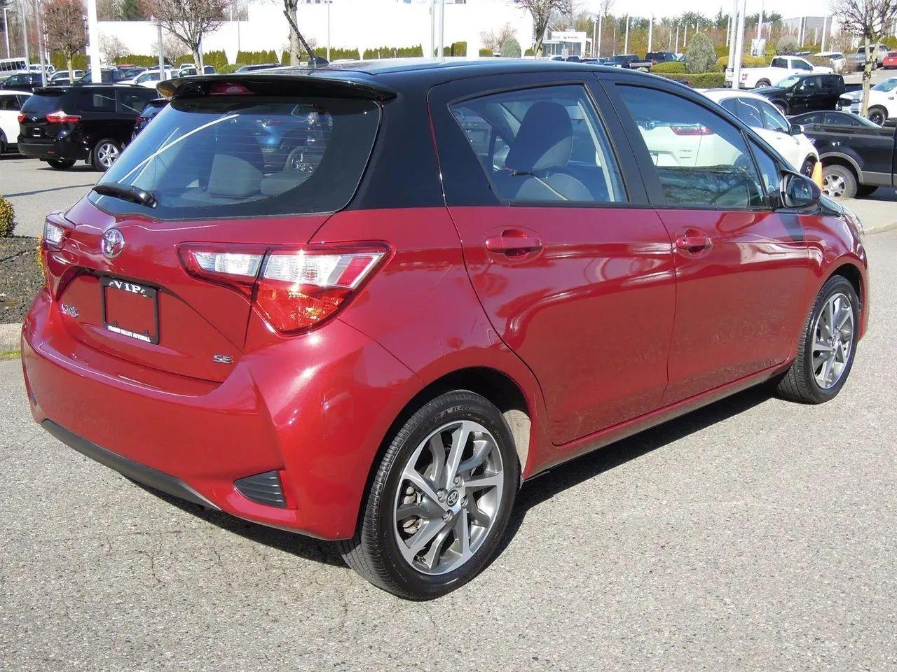 2019 Toyota Yaris SE-4