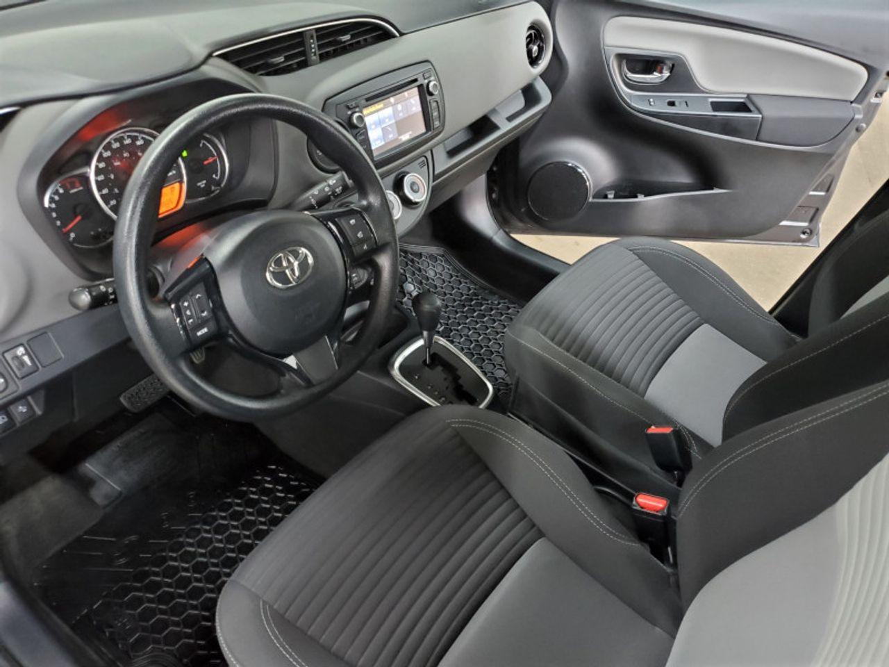 2019 Toyota Yaris LE-4