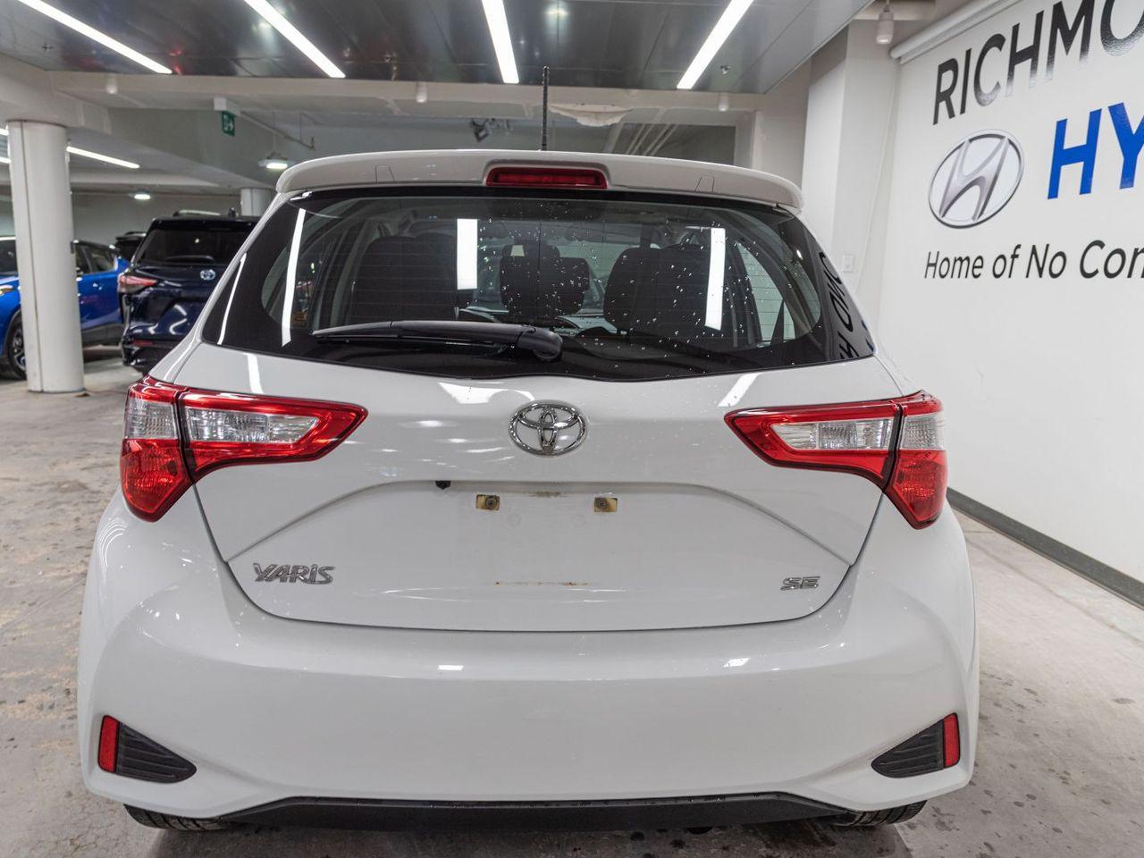 2019 Toyota Yaris SE-3