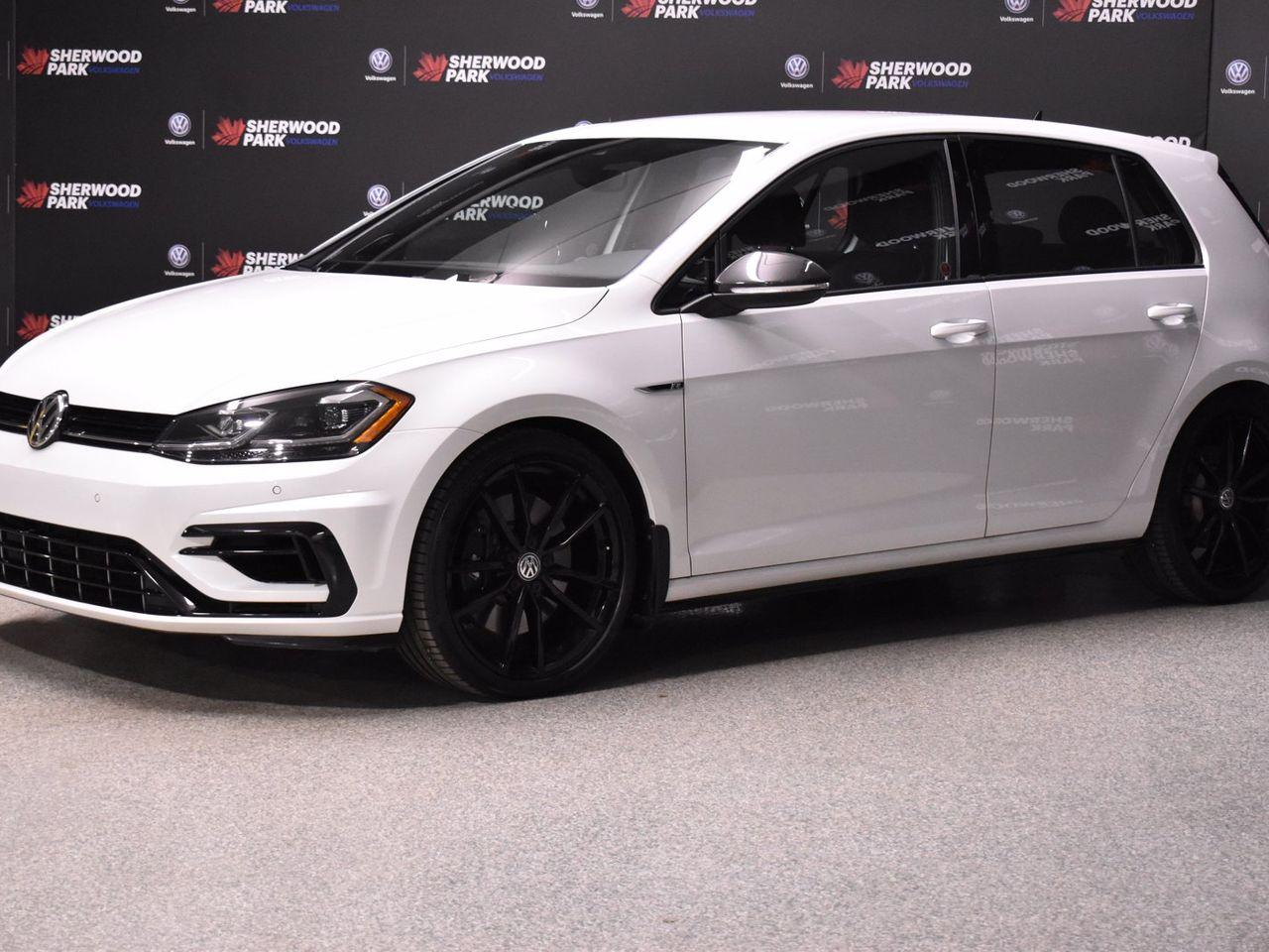 2019 Volkswagen Golf R -1
