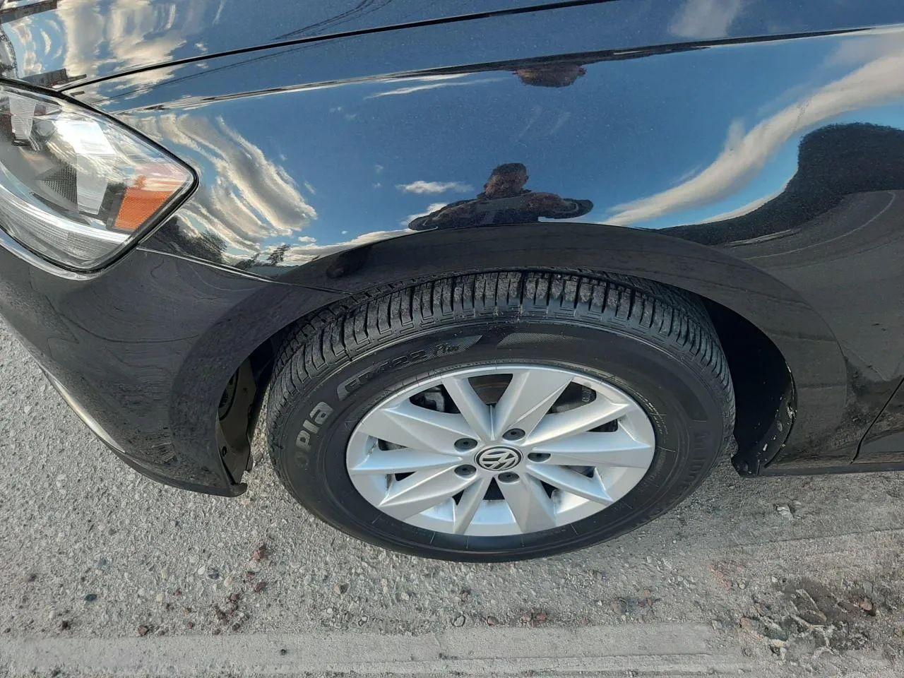 2019 Volkswagen Golf -2