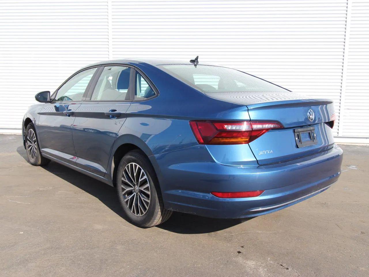 2019 Volkswagen Jetta Highline-2