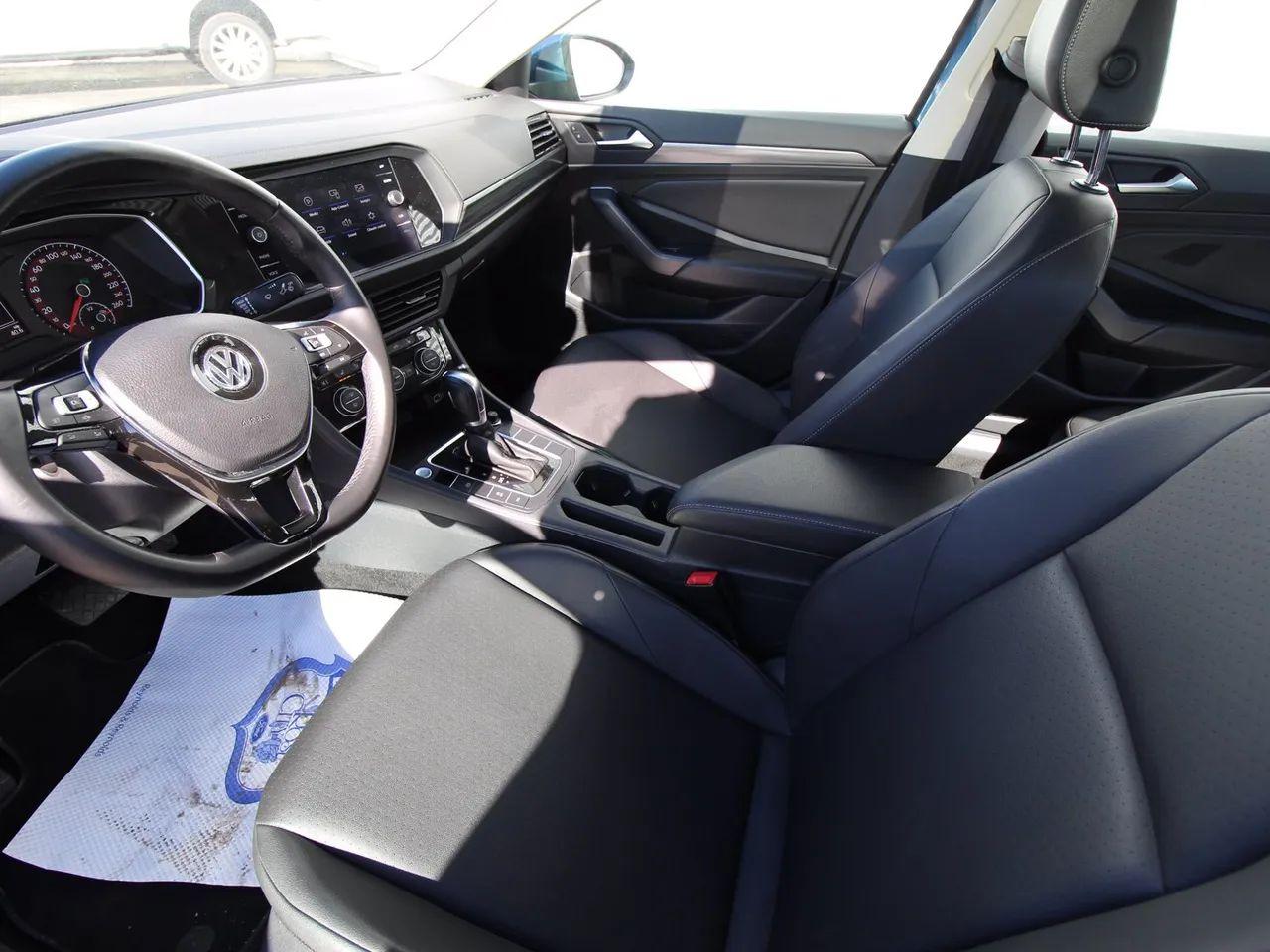 2019 Volkswagen Jetta Highline-4