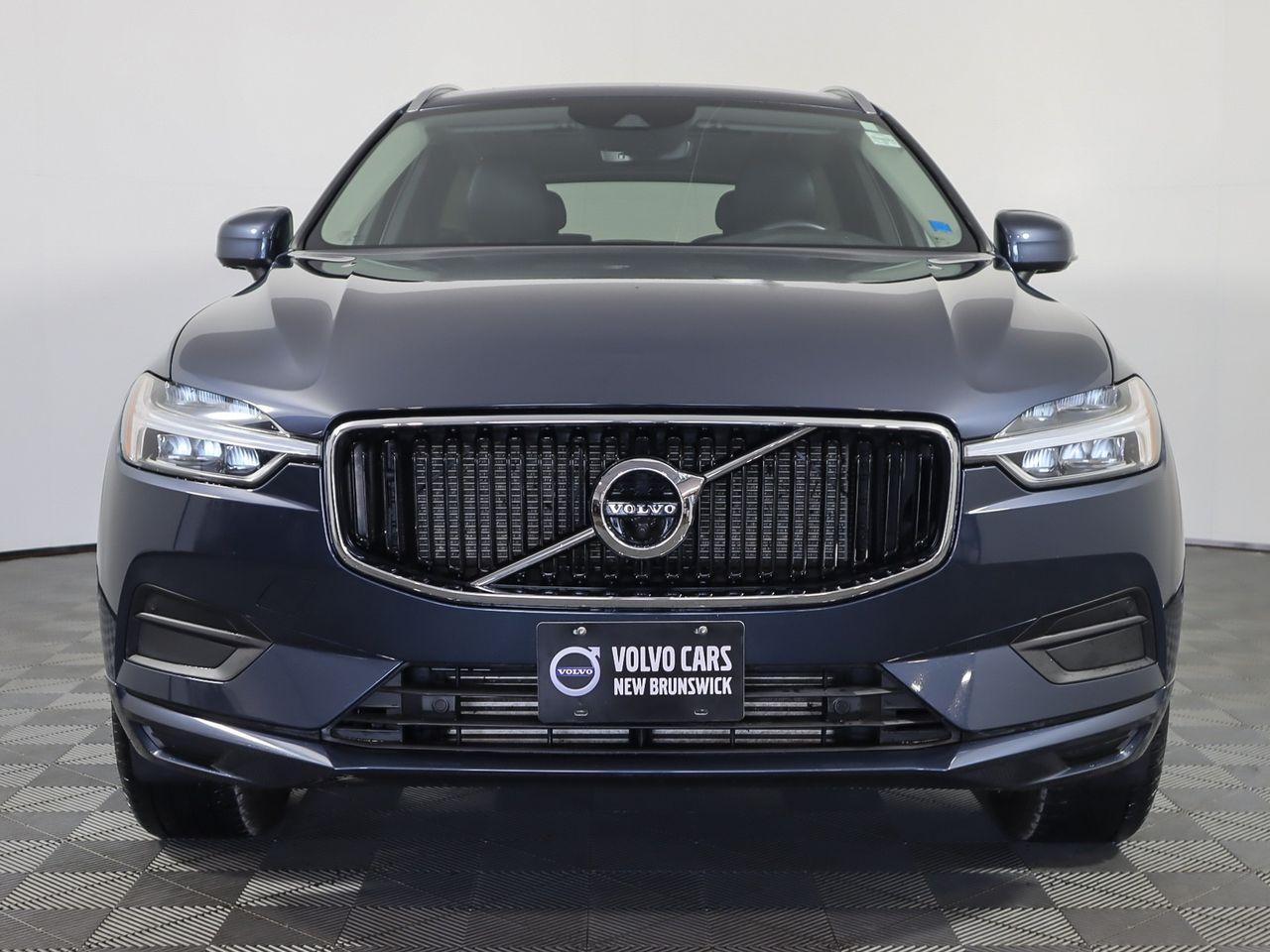 2019 Volvo XC60 Momentum-1