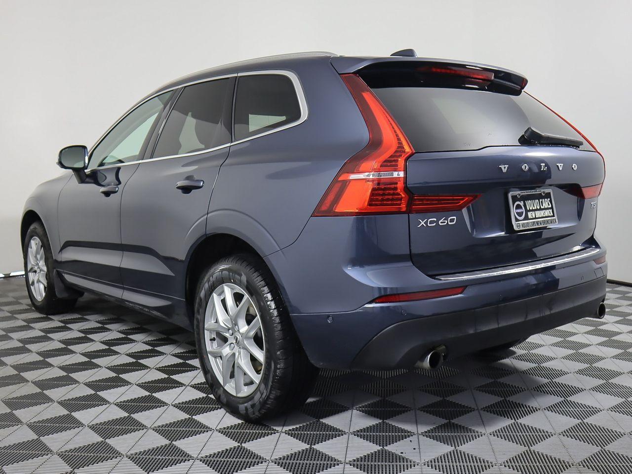 2019 Volvo XC60 Momentum-4
