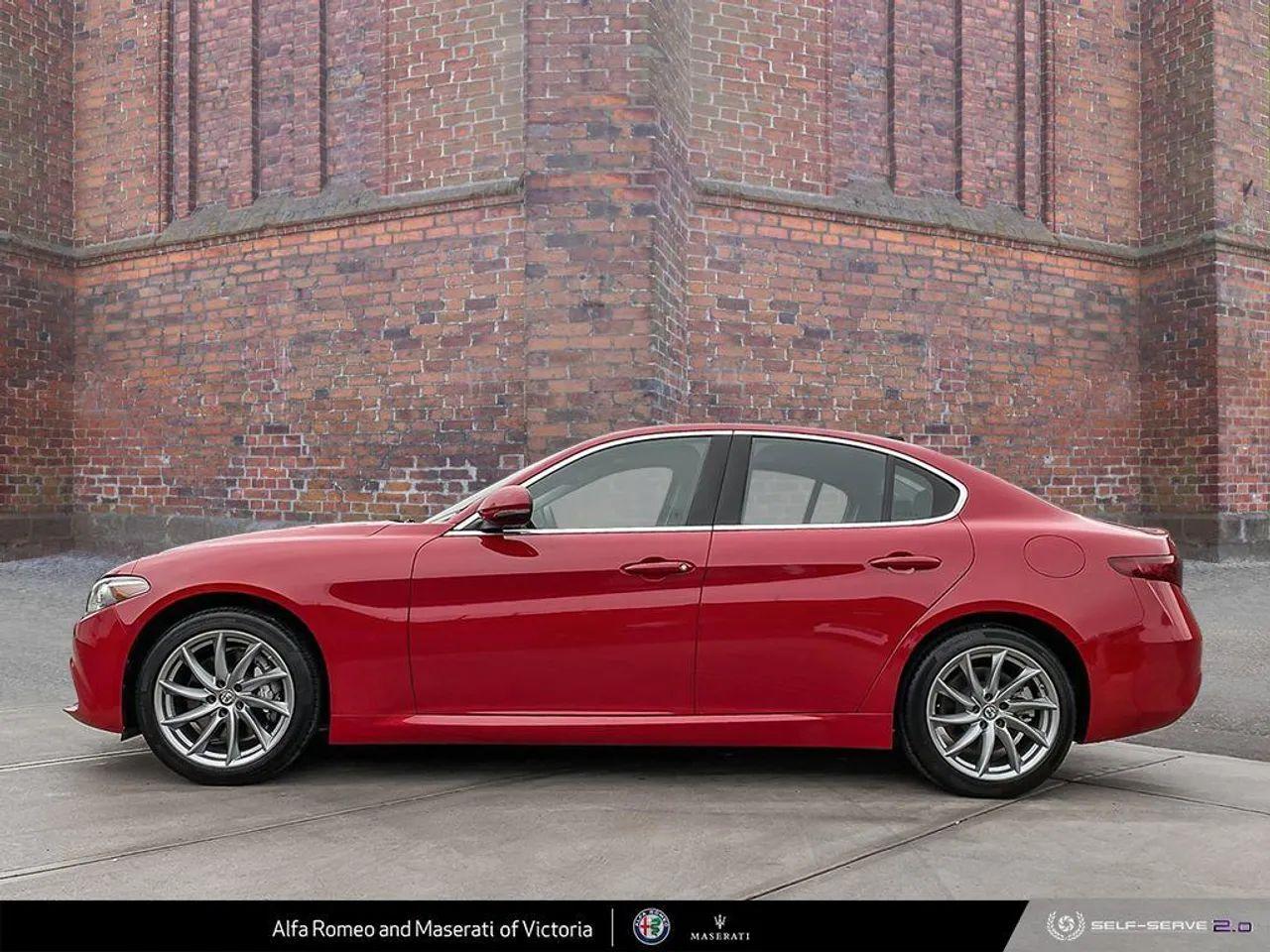 2020 Alfa Romeo Giulia Base-2