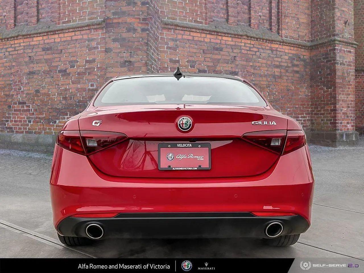 2020 Alfa Romeo Giulia Base-4