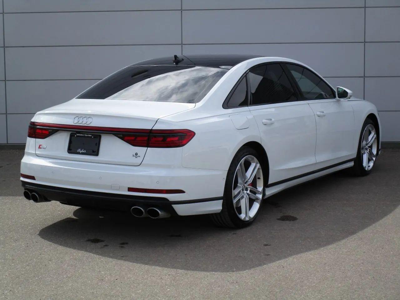 2020 Audi S8 L-2