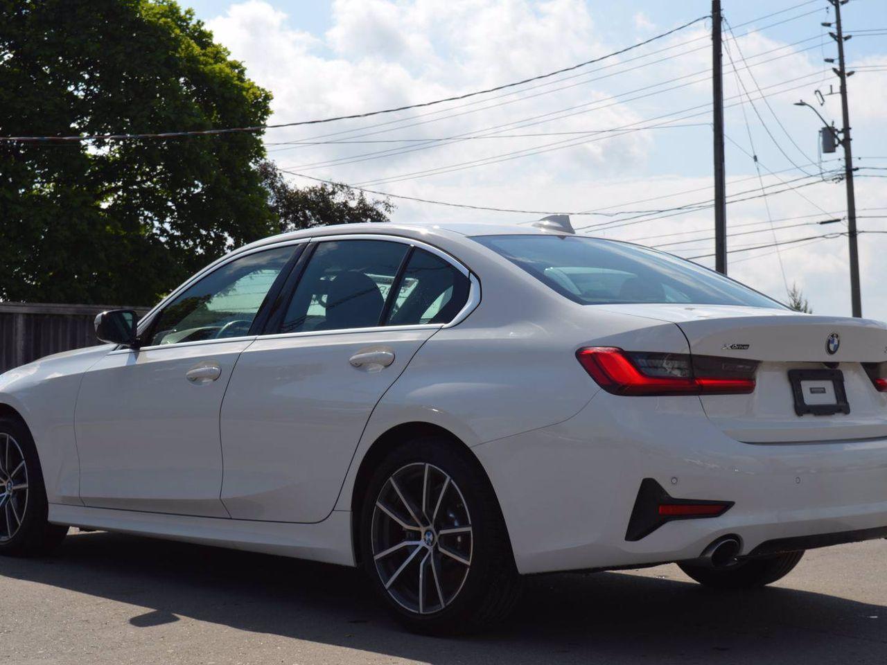 2020 BMW 3-Series 330i xDrive-4